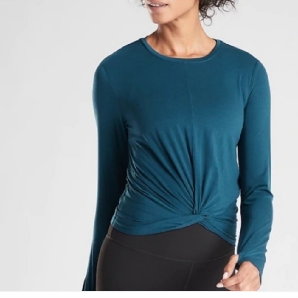 Athleta Essence Top